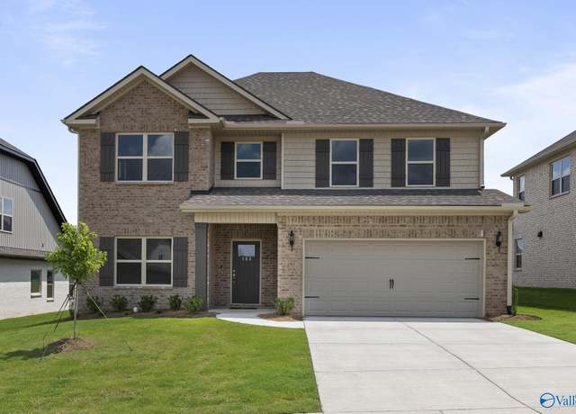 Property at 183 Pennington Ave, Huntsville, AL 35811, 4 beds, 2.5 baths