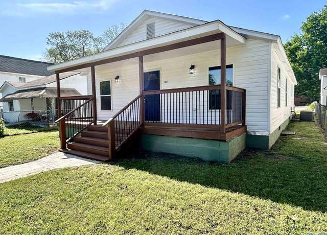 Property at 1611 Sherman St SE, Decatur, AL 35601, 3 beds, 2 baths
