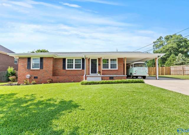 Property at 100 Westchester Ave SW, Huntsville, AL 35801, 3 beds, 2 baths