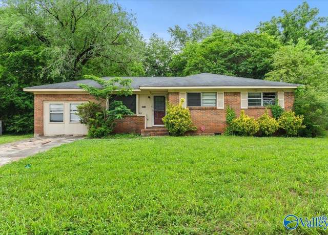 Property at 3610 Dawnwood Dr, Huntsville, AL 35810, 4 beds, 1.5 baths