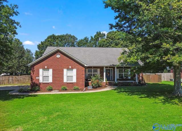 Property at 23265 Frank St, Athens, AL 35613, 3 beds, 2 baths