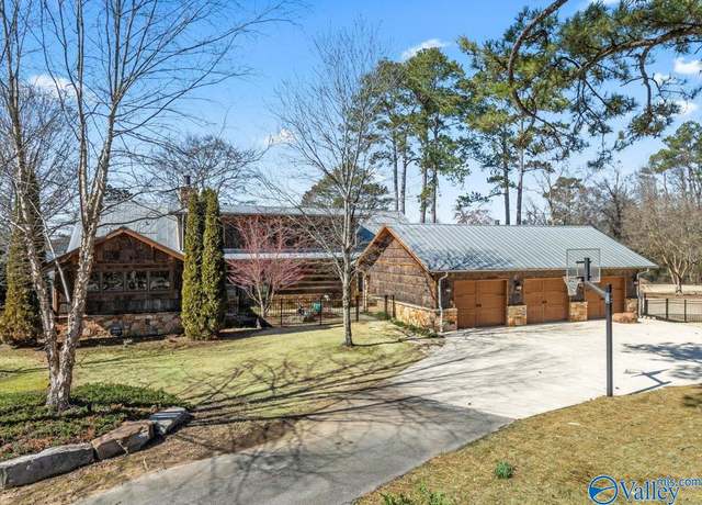 Property at 3424 Creek Path Rd, Guntersville, AL 35976, 4 beds, 5 baths
