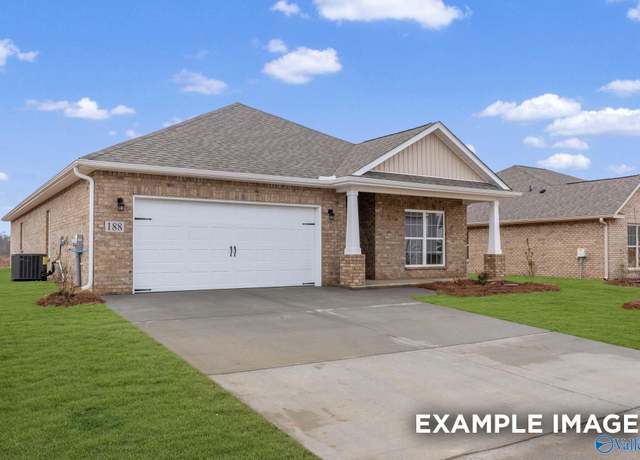 Property at 303 Keller Dr, Hazel Green, AL 35750, 4 beds, 3 baths
