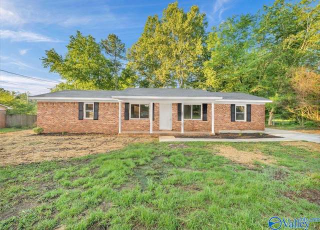 Property at 117 Lucille Dr SW, Decatur, AL 35603, 3 beds, 1.5 baths