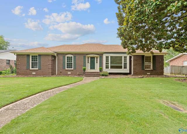 Property at 10202 Melanie Dr SE, Huntsville, AL 35803, 4 beds, 2 baths