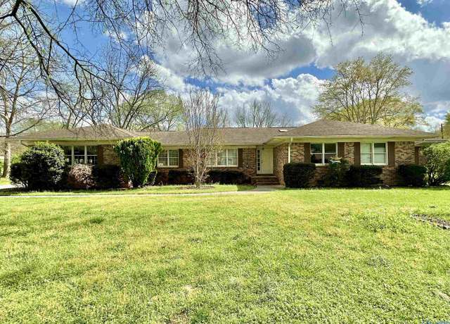 Property at 301 Metaire Ln, Madison, AL 35758, 4 beds, 2.5 baths