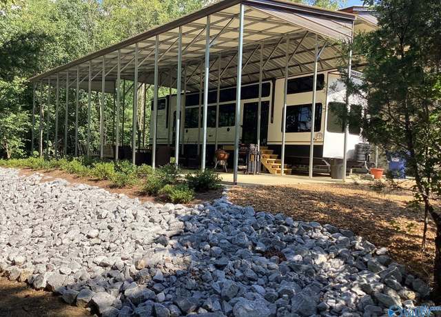 Property at 791 Tammy Trl, Gadsden, AL 35901