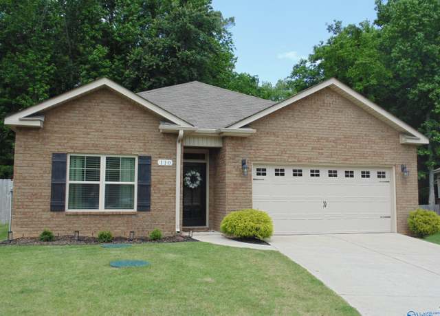 Property at 110 Oak Path Ln, Harvest, AL 35749, 4 beds, 2 baths