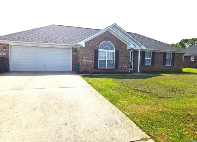 Property at 41 Cypress Dr, Decatur, AL 35603, 3 beds, 2 baths