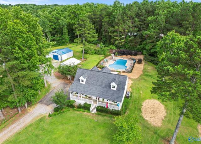 Property at 150 County Road 1378, Vinemont, AL 35179, 4 beds, 3.5 baths