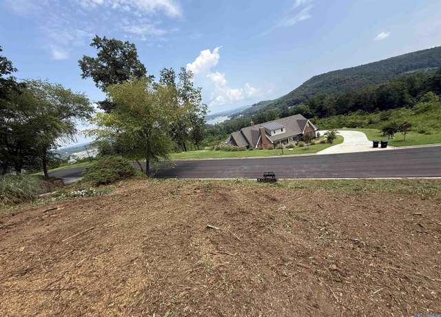 Property at 3028 Woodvue Rd S, Guntersville, AL 35976