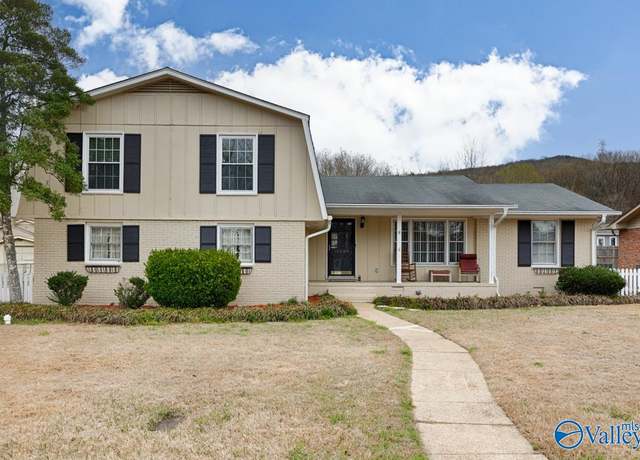 Property at 10209 Plantation Dr SE, Huntsville, AL 35803, 4 beds, 2 baths