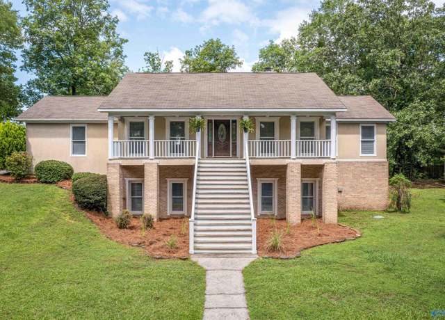 Property at 328 Lamar Ave, Glencoe, AL 35905, 4 beds, 3.5 baths