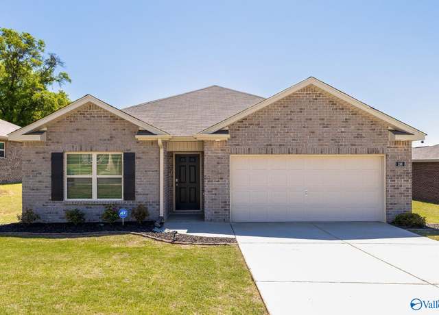 Property at 196 Murphy Ln, Madison, AL 35756, 4 beds, 2 baths