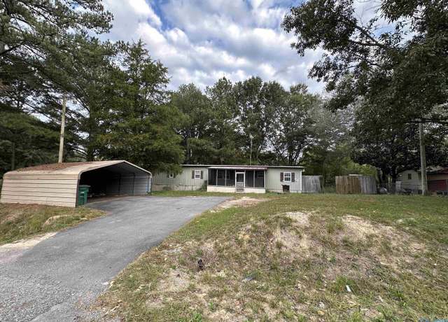 Property at 829 County Road 1606, Cullman, AL 35058, 2 beds, 1 bath