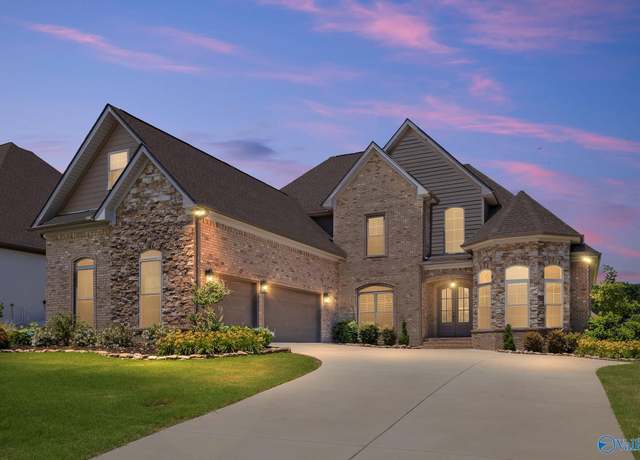 Property at 23007 Cog Hill Dr, Athens, AL 35613, 5 beds, 3 baths