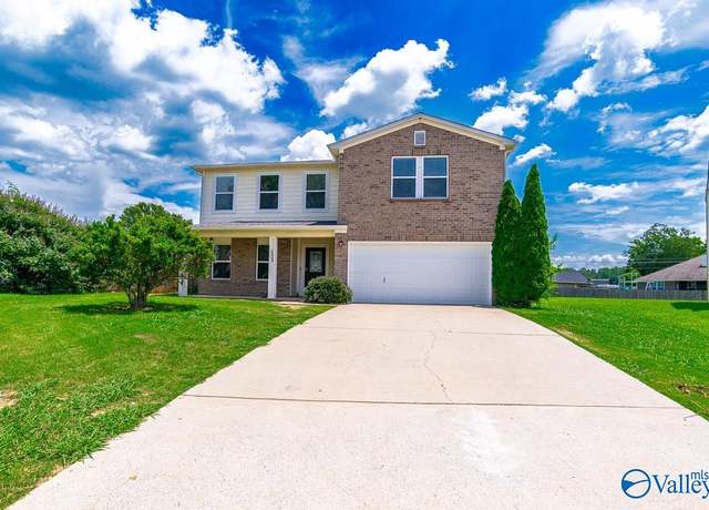 Property at 123 Firefly Ln, Owens Cross Roads, AL 35763, 4 beds, 2.5 baths