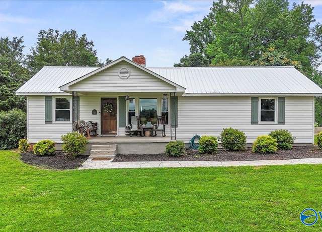 Property at 1760 Horseshoe Bend Rd, Scottsboro, AL 35769, 3 beds, 1 bath