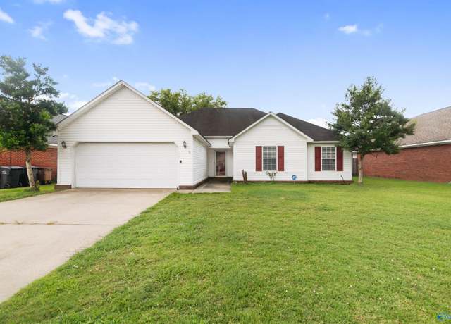Property at 3905 Ryan Dr SW, Decatur, AL 35603, 3 beds, 2 baths