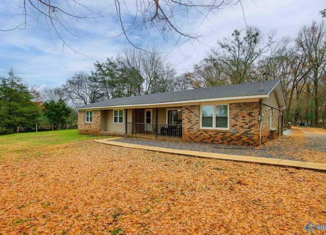 Property at 2024 County Road 213, Moulton, AL 35650, 3 beds, 2 baths