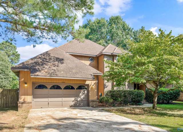 Property at 103 Heatherwood Dr, Madison, AL 35758, 4 beds, 2.5 baths