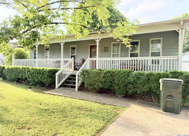 Property at 105 Mcfarlen Dr, Hazel Green, AL 35750, 3 beds, 2 baths