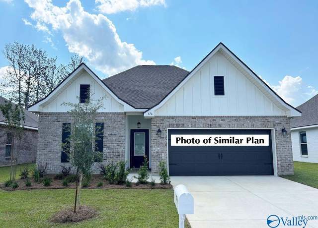 Property at 16645 Ted Childs Dr, Athens, AL 35613, 4 beds, 3 baths