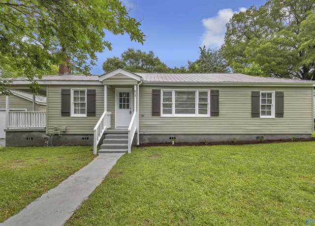 Property at 614 2nd St, Arab, AL 35016, 3 beds, 1 bath