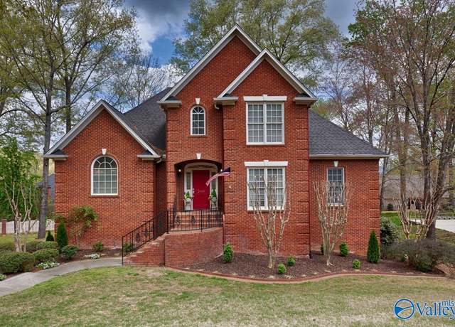 Property at 2949 Hampton Cove Way SE, Owens Cross Roads, AL 35763, 5 beds, 4.5 baths