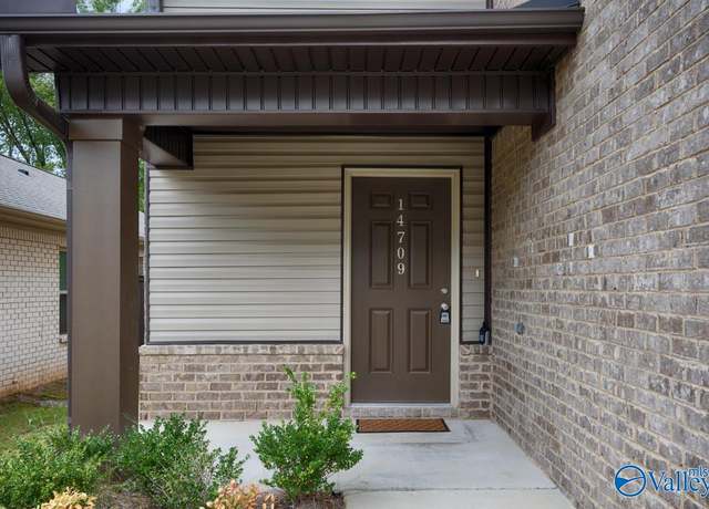 Property at 14709 Ravenel Dr, Harvest, AL 35749, 3 beds, 2.5 baths