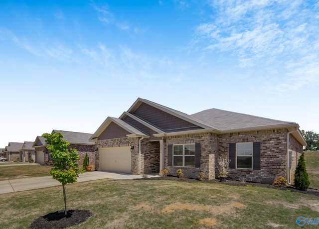 Property at 24834 Delilah Cir, Athens, AL 35613, 4 beds, 2 baths