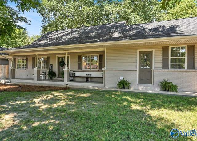 Property at 2611 Celestial Dr SW, Hartselle, AL 35640, 5 beds, 2.5 baths