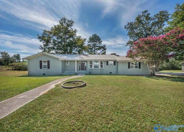 Property at 41 County Road 644, Henagar, AL 35978, 3 beds, 2 baths