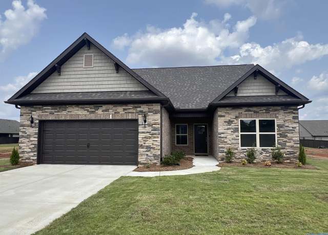 Property at 113 Huffman St, Hazel Green, AL 35750, 4 beds, 3 baths