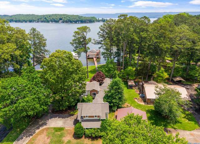 Property at 93 Allen Rd, Scottsboro, AL 35769, 5 beds, 4.5 baths