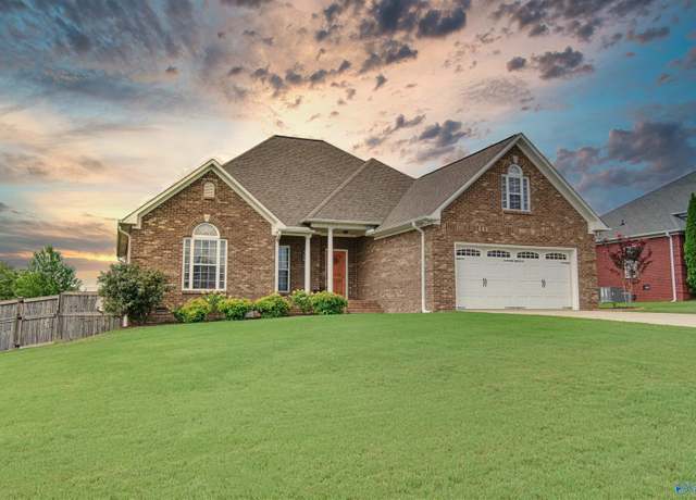 Property at 25739 Iron Gate Dr, Madison, AL 35756, 3 beds, 2 baths