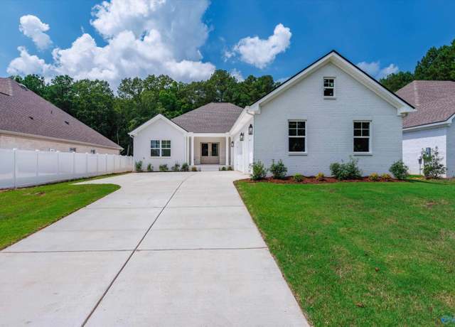 Property at 18203 Newby Chapel Rd, Athens, AL 35613, 4 beds, 3 baths