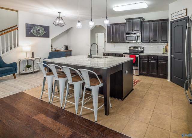Property at 612 River Landing Blvd, Madison, AL 35756, 5 beds, 3.5 baths