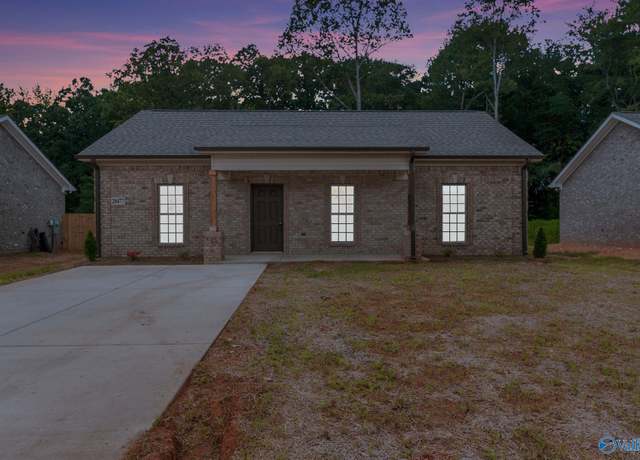 Property at 20477 Poff Ln, Athens, AL 35614, 3 beds, 2 baths