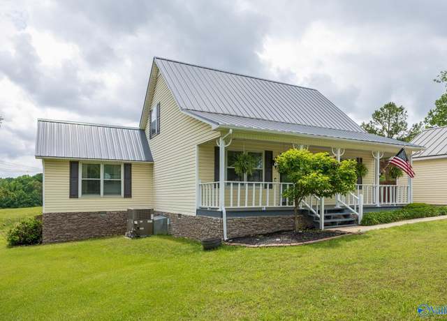 Property at 28790 Sagewood Cir, Toney, AL 35773, 3 beds, 2 baths