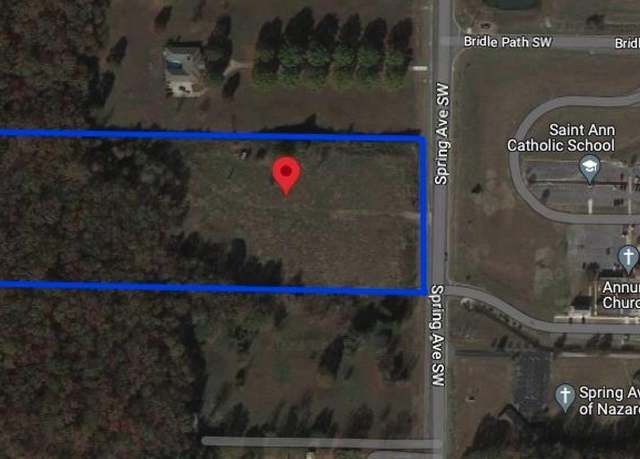 Property at 3907 Spring Ave, Decatur, AL 35601