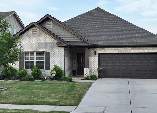 Property at 111 Grove Hill Cir, New Market, AL 35761, 3 beds, 2 baths
