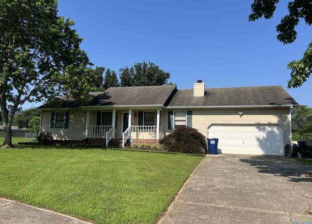 Property at 102 Alice Janes Cir, Huntsville, AL 35811, 3 beds, 2 baths