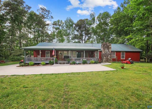 Property at 1323 County Road 49, Section, AL 35771, 3 beds, 2 baths