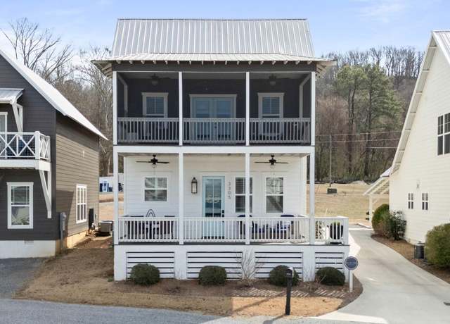 Property at 3305 Hardin Rd, Guntersville, AL 35976, 4 beds, 2.5 baths