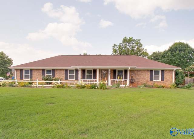 Property at 101 Rosa Lee Dr, Meridianville, AL 35759, 3 beds, 2 baths