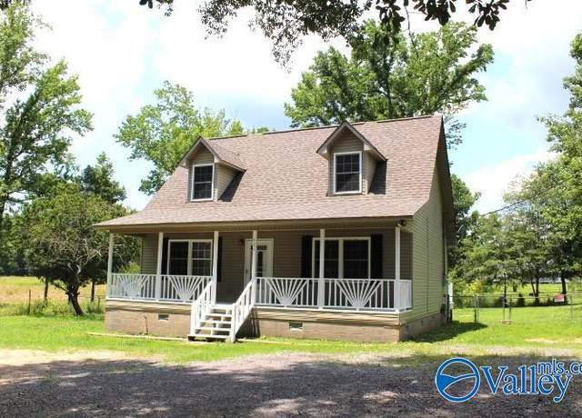 Property at 777 Lookout Dr, Arab, AL 35016, 4 beds, 3 baths