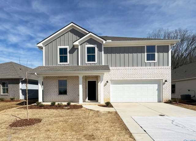 Property at 15769 Ruthie Lynn Dr, Athens, AL 35613, 5 beds, 2.5 baths