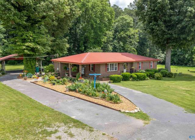 Property at 7250 County Road 113, Centre, AL 35960, 3 beds, 1 bath