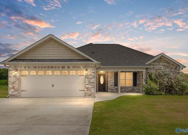 Property at 115 Azuba Ct, Hazel Green, AL 35750, 3 beds, 2 baths